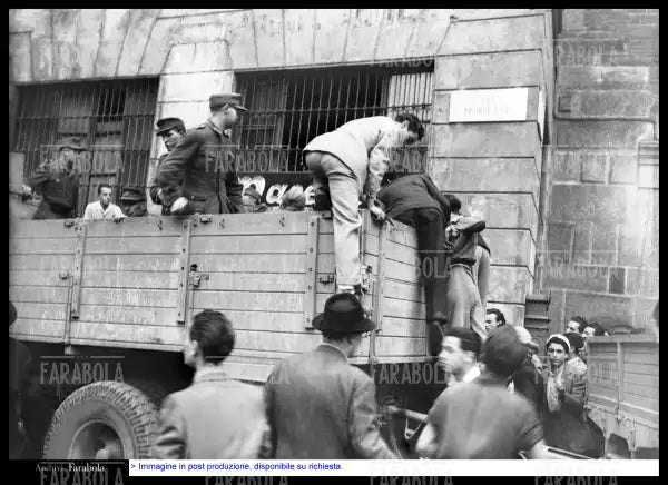 Liberazione di Milano, 1945 - Farabola Immagine digitale