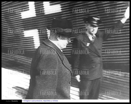 Liberazione di Mussolini, 1943 - Farabola Immagine digitale