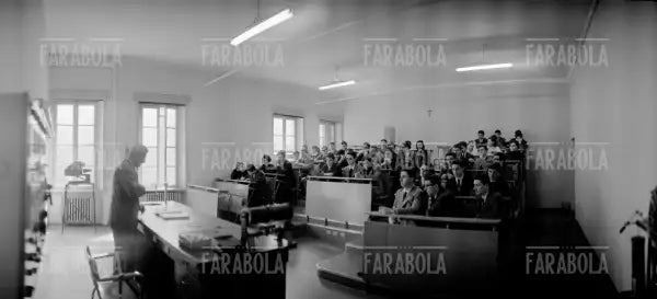 Liceo scientifico, Pavia, 1965 - Farabola Immagine digitale