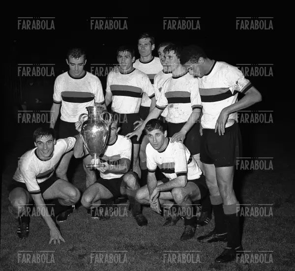 L'Inter vince la Coppa dei Campioni contro il Benfica, 1965 - Farabola Immagine digitale