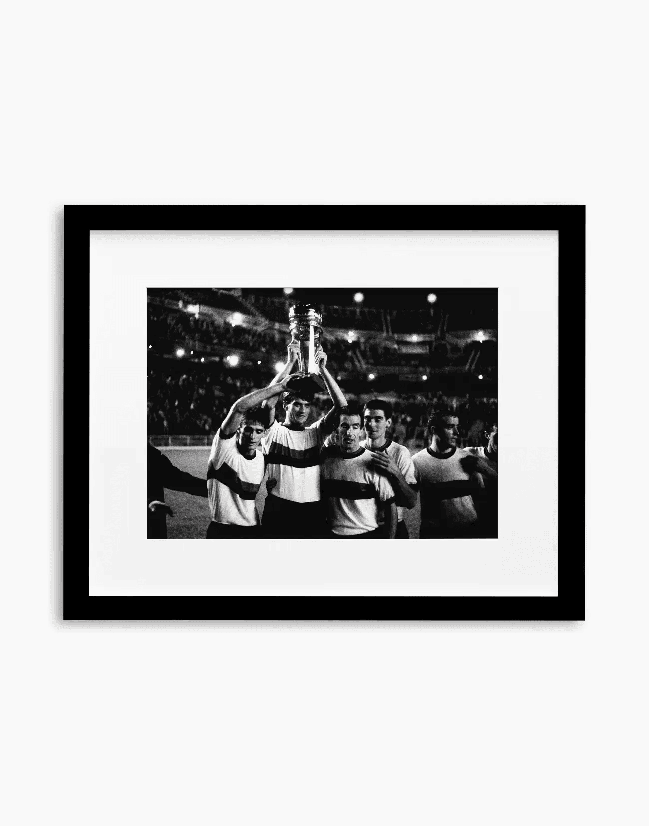 L'Inter vince la Coppa Intercontinentale, 1964 - Farabola WhiteWall App Product