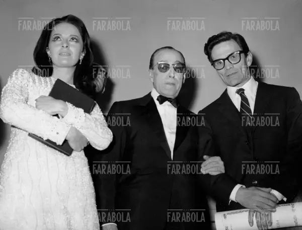 Lisa Gastoni, Totò e Pier Paolo Pasolini, Premi Globi d'Oro, 1967 - Farabola Immagine digitale