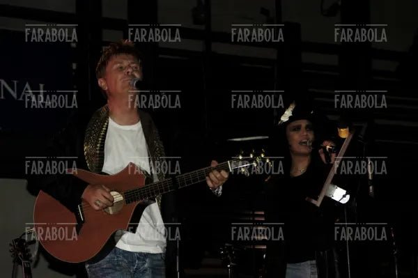 Loredana Bertè, concerto di Ron, Vigevano, 2003 - Farabola Immagine digitale