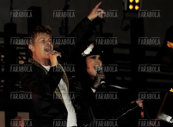 Loredana Bertè, concerto di Ron, Vigevano, 2003 - Farabola Immagine digitale