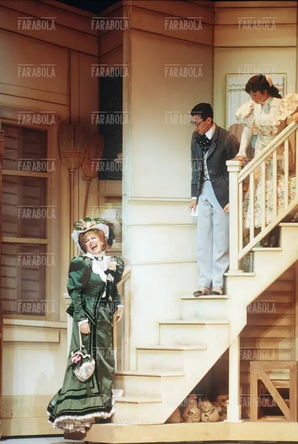 Loretta Goggi, Marco D'Alberti e Stefania Fratepietro, Hello Dolly, 1999 - Farabola Immagine digitale