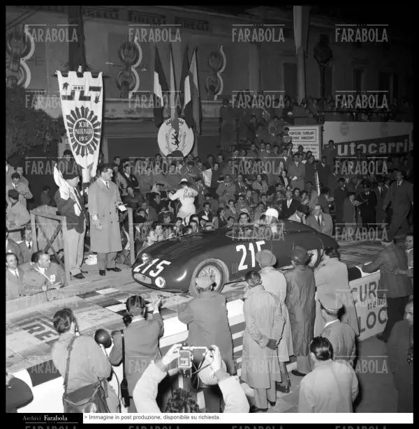 Louis Chiron su OSCA S750, Mille Miglia, 1956 - Farabola Immagine digitale