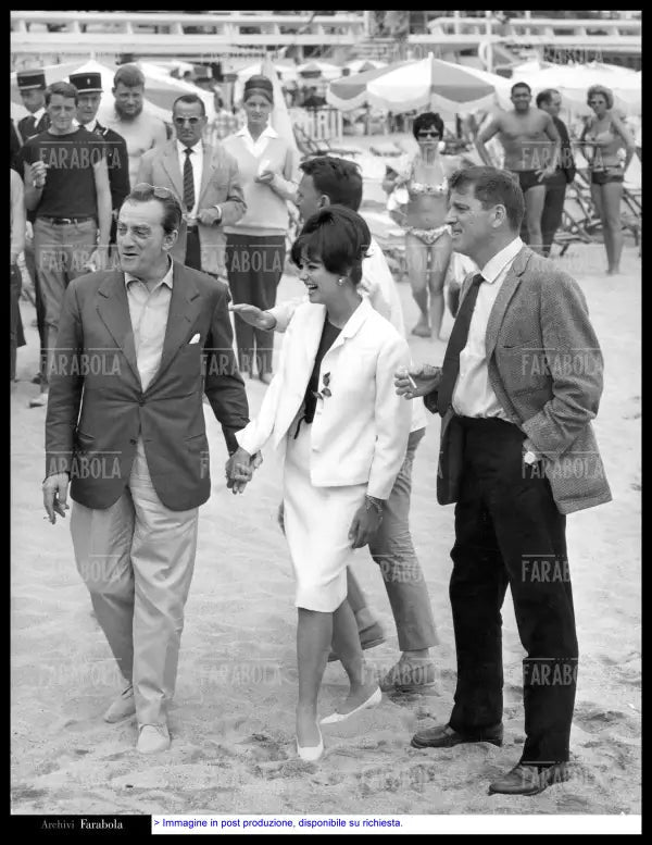Luchino Visconti, Claudia Cardinale e Burt Lancaster, Festival di Cannes, 1963 - Farabola Immagine digitale