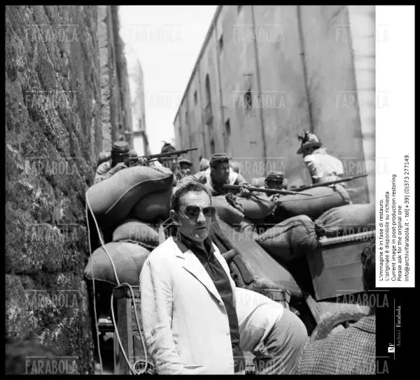 Luchino Visconti sul set del film Il Gattopardo, Palermo, 1962 - Farabola Immagine digitale