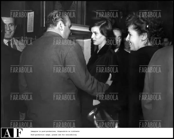 Lucia Bosè alla prima al cinema Odeon, 1950 - Farabola Immagine digitale