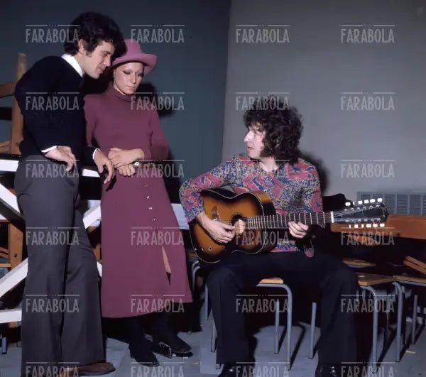 Lucio Battisti, Grazia Letizia Veronese e Alberto Radius, anni 70 - Farabola Immagine digitale