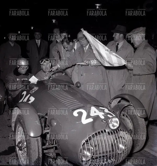 Luigi Fagioli su Osca, Mille Miglia, 1951 - Farabola Immagine digitale