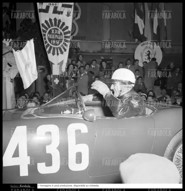 Luigi Villoresi su OSCA MT4, Mille Miglia, 1956 - Farabola Immagine digitale
