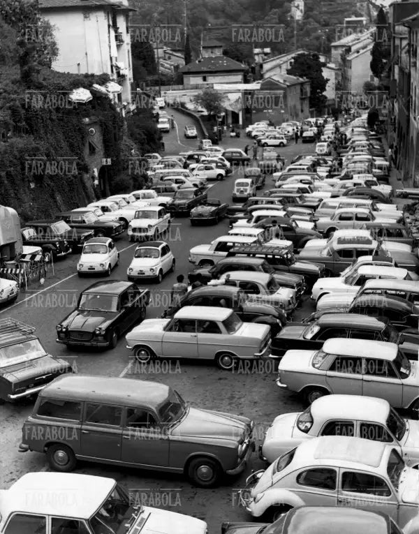 Macchine a Portofino, 1964 - Farabola Immagine digitale