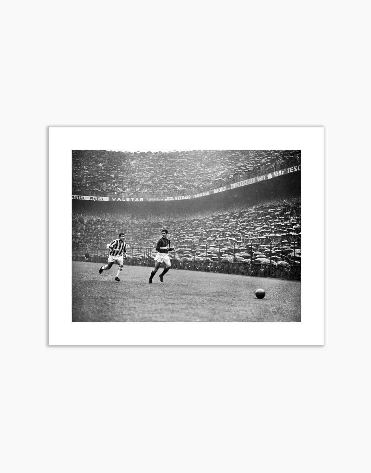 Maldini e Stivanello, Milan - Juventus 1957 - Farabola Fotografia