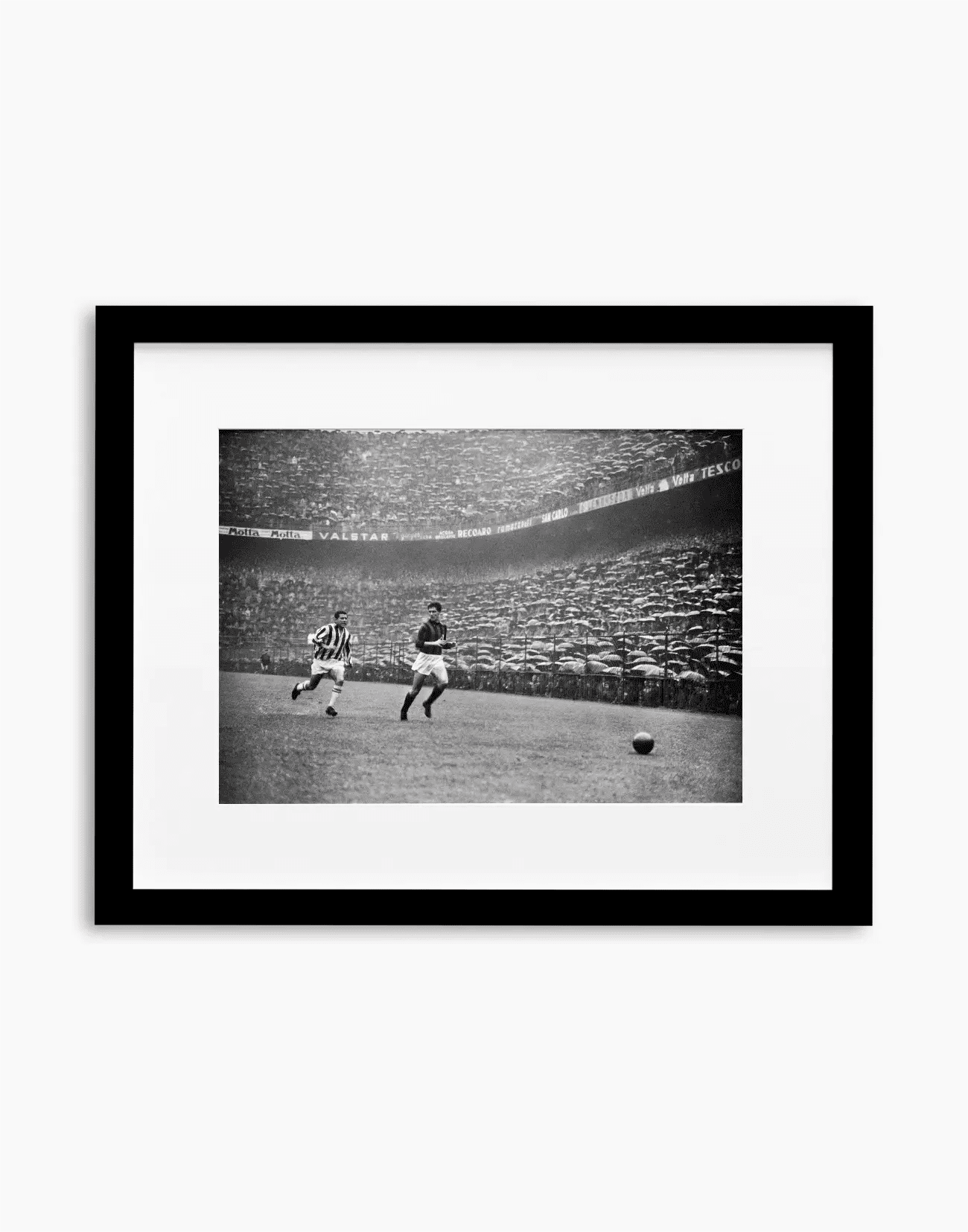 Maldini e Stivanello, Milan-Juventus 1957 - Farabola WhiteWall App Product