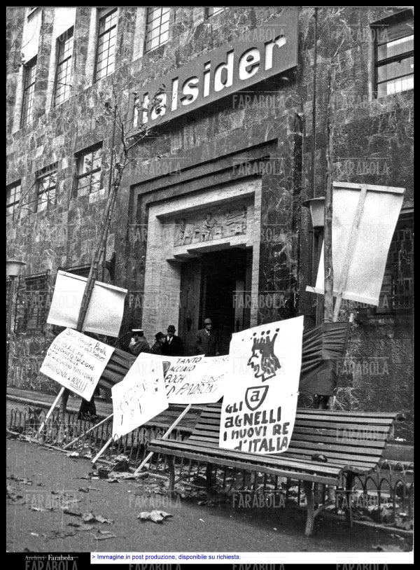 Manifestazione all'Italsider, Milano, 1969 - Farabola Immagine digitale