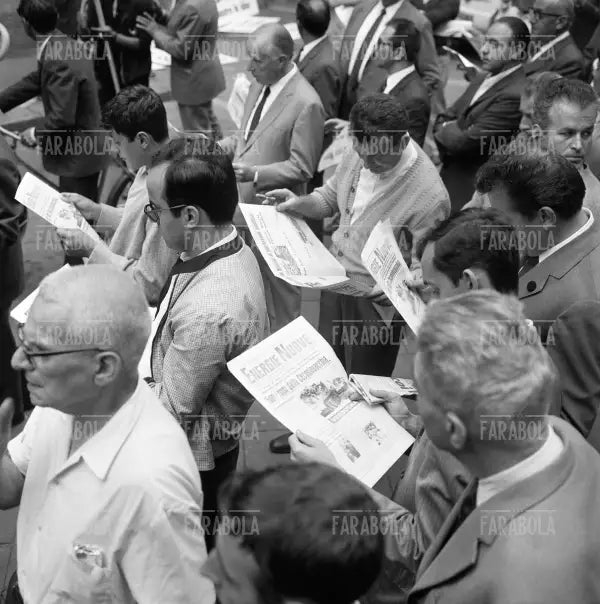 Manifestazione in solidarietà della Cecoslovacchia, Milano, 1968 - Farabola Immagine digitale