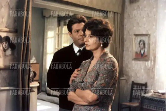Marcello Mastroianni e Sophia Loren nel film Una giornata particolare, 1977 - Farabola Immagine digitale