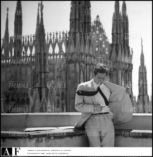 Marcello Mastroianni, Milano, 1960 - Farabola Immagine digitale