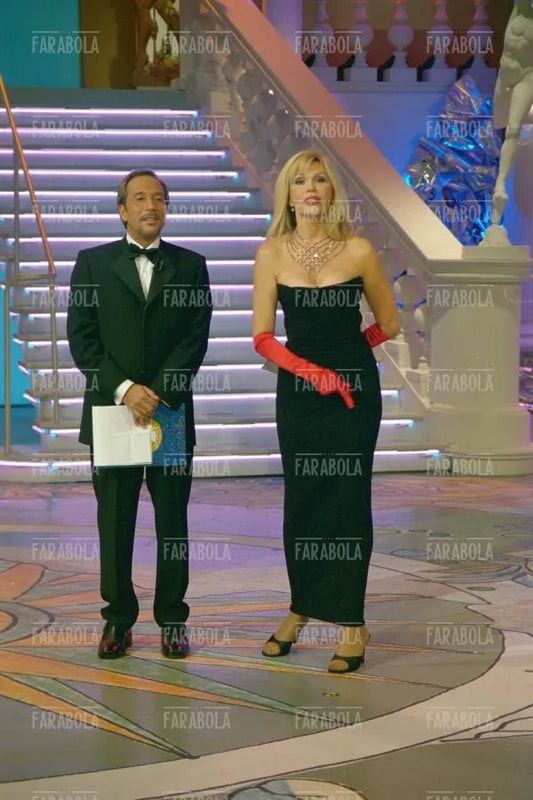 Marco Balestri e Amanda Lear, Il brutto anatroccolo, 2000 - Farabola Immagine digitale
