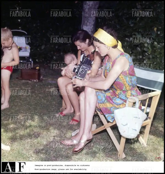 Maria Pia di Savoia ed Elisabetta di Jugoslavia, Firenze, 1963 - Farabola Immagine digitale