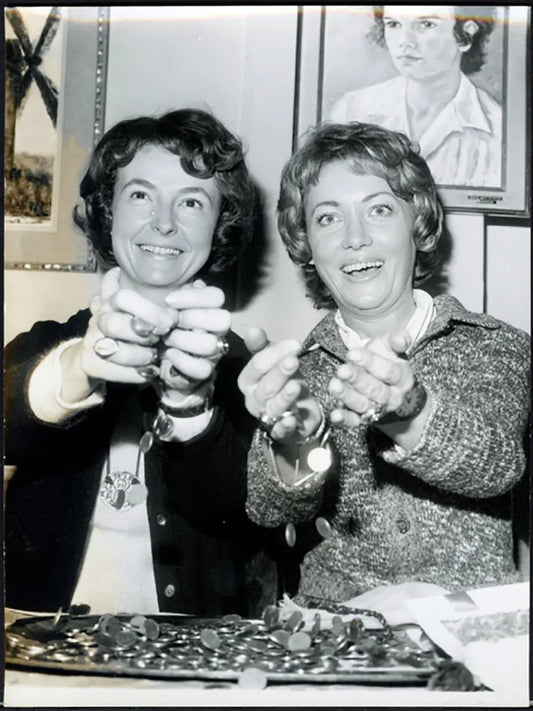 Marianne Antoine e Florence Rémy 1970 Ft 36813 - Stampa 24x18 cm - Farabola Stampa ai sali d'argento