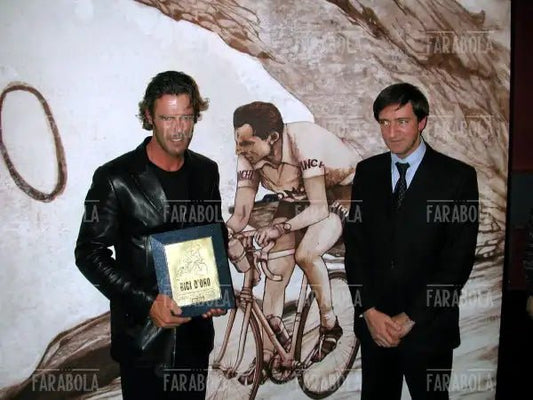 Mario Cipollini e Faustino Coppi, Premio Bici d'Oro, 2003 - Farabola Immagine digitale