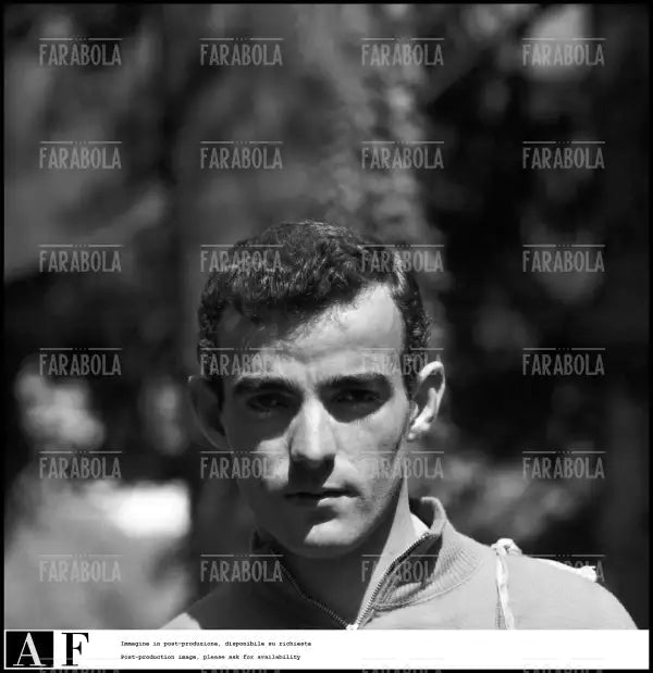 Mario Corso al ritiro della nazionale italiana, Mondiali di calcio in Cile, 1962 - Farabola Immagine digitale