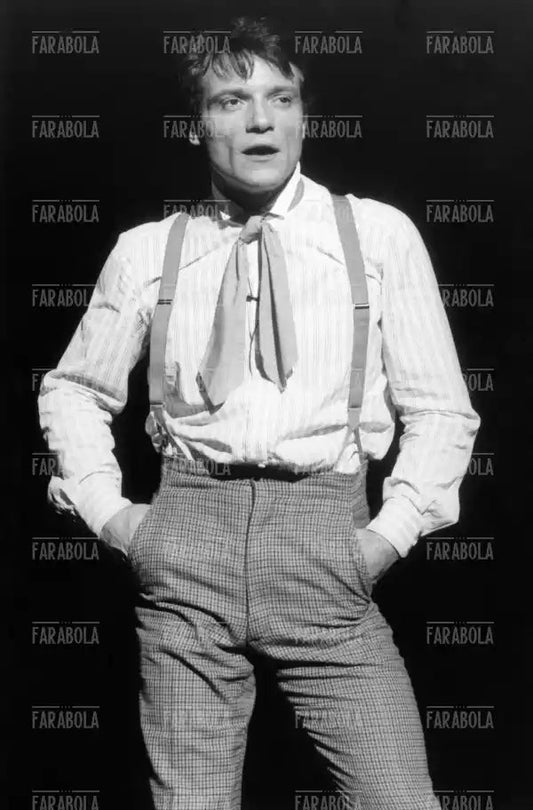 Massimo Ranieri nel musical Barnum, Milano, 1984 - Farabola Immagine digitale