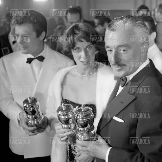 Mastroianni, Valli e De Sica, Premio Grolle d'Oro, 1955 - Farabola Immagine digitale
