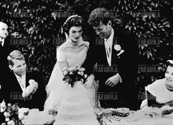 Matrimonio di John Fitzgerald Kennedy, 1953 - Farabola Immagine digitale