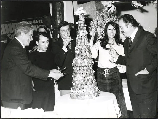 Matrimonio di Louis Nucera e Suzanne Biffi 1970 Ft 37617 - Stampa 24x18 cm - Farabola Stampa ai sali d'argento