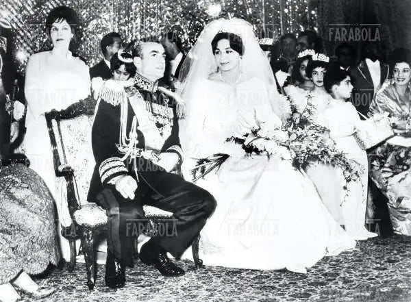 Matrimonio tra lo Scià di Persia Mohammad Reza Pahlavi e Farah Diba, Teheran, 1959 - Farabola Immagine digitale