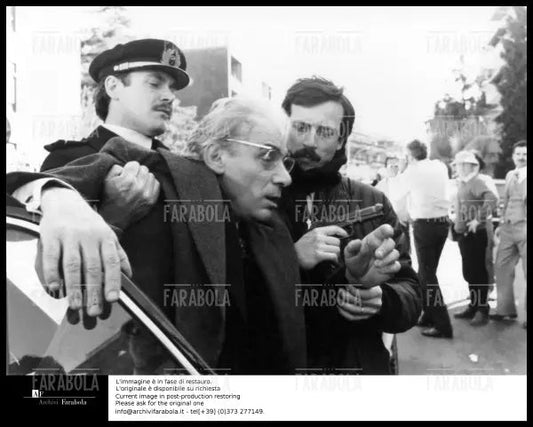 Mattia Sbragia, Bruno Zanin e Gian Maria Volonté in una scena del film Il caso Moro, 1986 - Farabola Immagine digitale