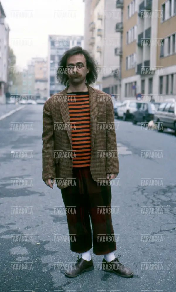 Maurizio Nichetti sul set del film Ladri di saponette, 1989 - Farabola Immagine digitale