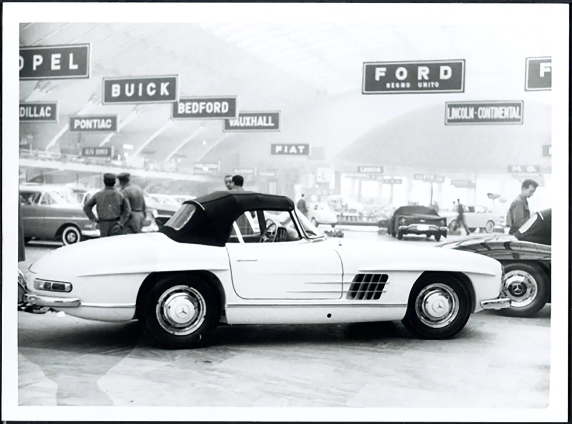 Mercedes 190 Salone Auto Torino 1956 Ft 36898 - Stampa 24x18 cm - Farabola Stampa ai sali d'argento (anni 90)