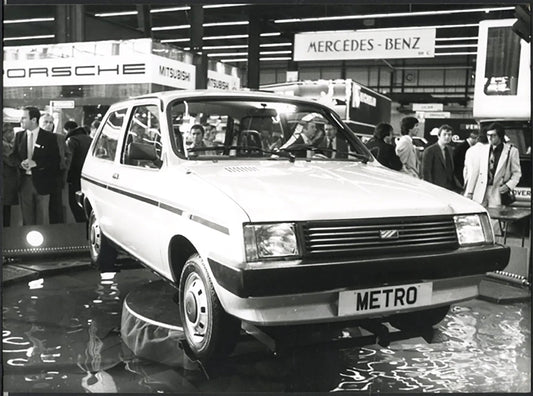 Metro al Salone Auto Parigi 1980 Ft 37023 - Stampa 24x18 cm - Farabola Stampa ai sali d'argento