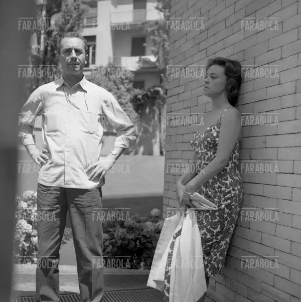 Michelangelo Antonioni e Jeanne Moreau sul set del film La Notte, 1960 - Farabola Immagine digitale