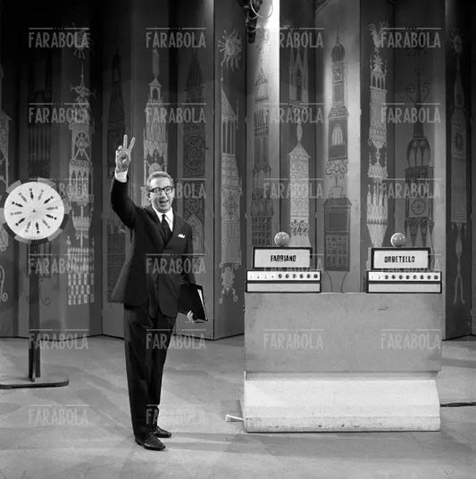 Mike Bongiorno, Campanile Sera, 1961 - Farabola Immagine digitale