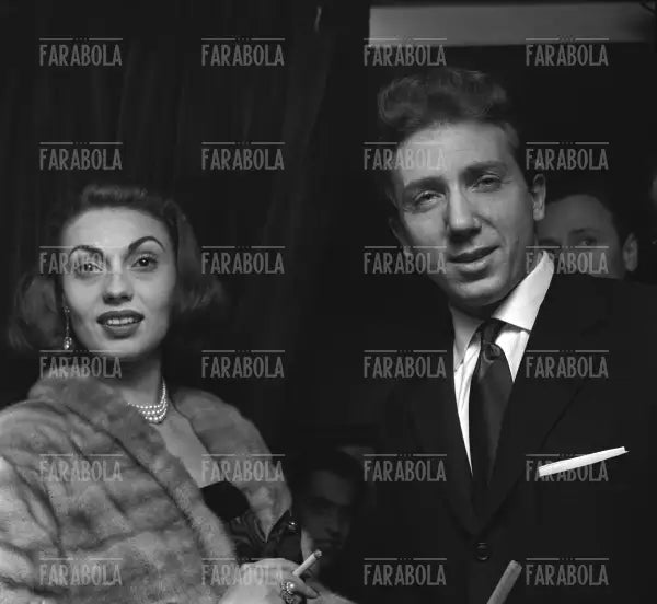 Mike Bongiorno e Flora Lillo, 1956 - Farabola Immagine digitale