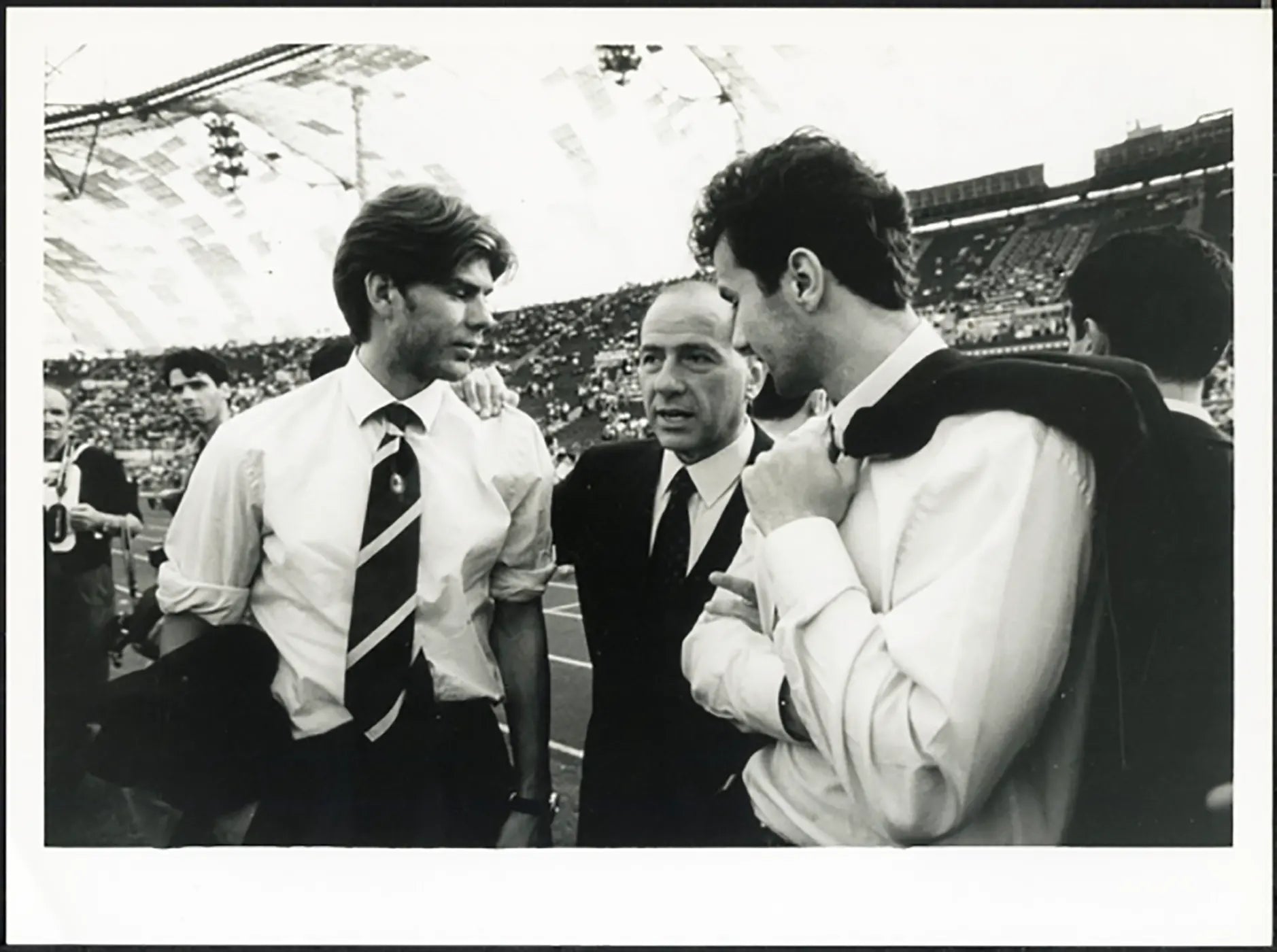 Milan Berlusconi con Boban e Savicevic anni 90 Ft 5316 - Stampa 24x18 cm - Farabola Stampa ai sali d'argento