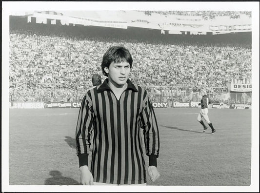 Milan Walter Novellino 1979 Ft 5342 - Stampa 24x18 cm - Farabola Stampa ai sali d'argento (anni 90)
