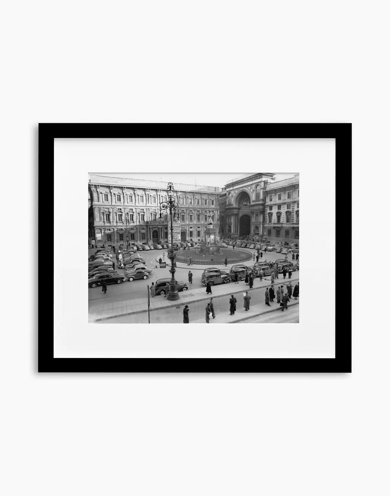 Milano, Piazza della Scala, 1960 - Farabola WhiteWall App Product