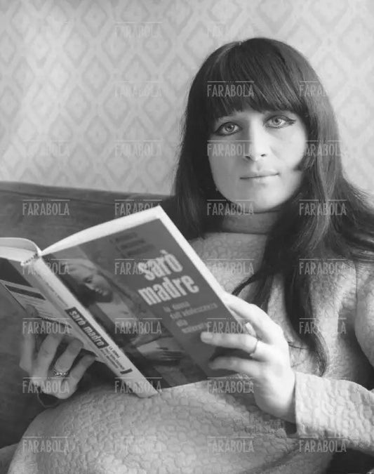 Milena Cantù, ex fidanzata di Adriano Celentano, 1968 - Farabola Immagine digitale
