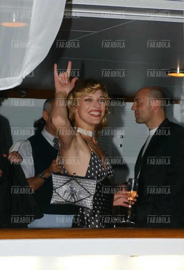 Milla Jovovich, Festival di Cannes, 2002 - Farabola Immagine digitale
