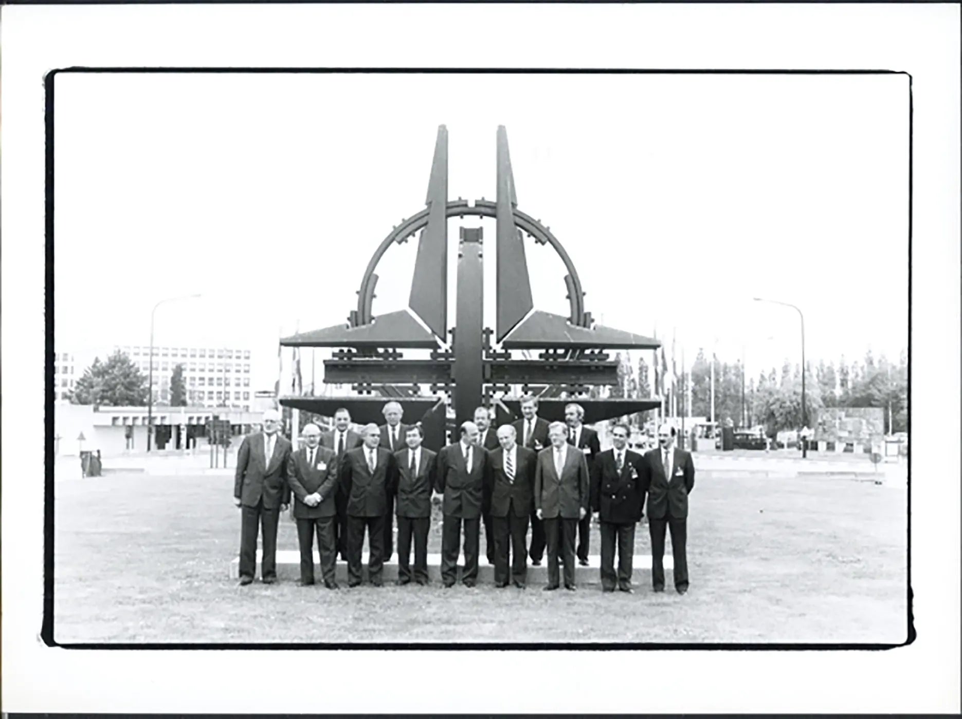 Ministri della Difesa alla Nato 1991 Ft 5051 - Stampa 24x18 cm - Farabola Stampa ai sali d'argento