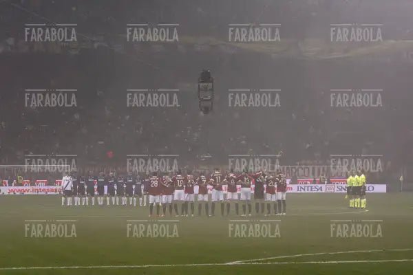 Minuto di silenzio a San Siro, Milan vs Inter, 2012 - Farabola Immagine digitale