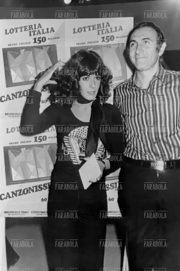 Mita Medici e Pippo Baudo, Canzonissima, 1973 - Farabola Immagine digitale