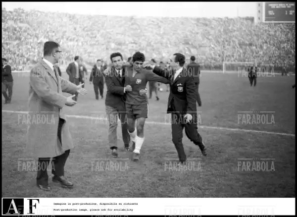 Mondiali di calcio in Cile, Cile vs Italia, 1962 - Farabola Immagine digitale