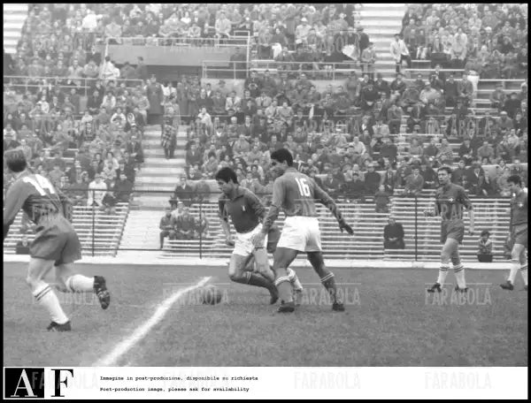 Mondiali di calcio in Cile, Italia vs Svizzera, 1962 - Farabola Immagine digitale